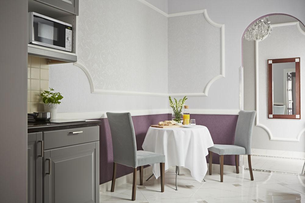 Almandine Lejlighedshotel Prag
