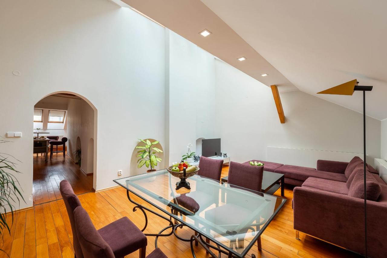 Almandine Lejlighedshotel 4*